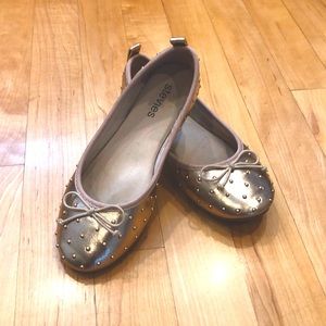 Girls rose gold Stevie ballet flats, size 13